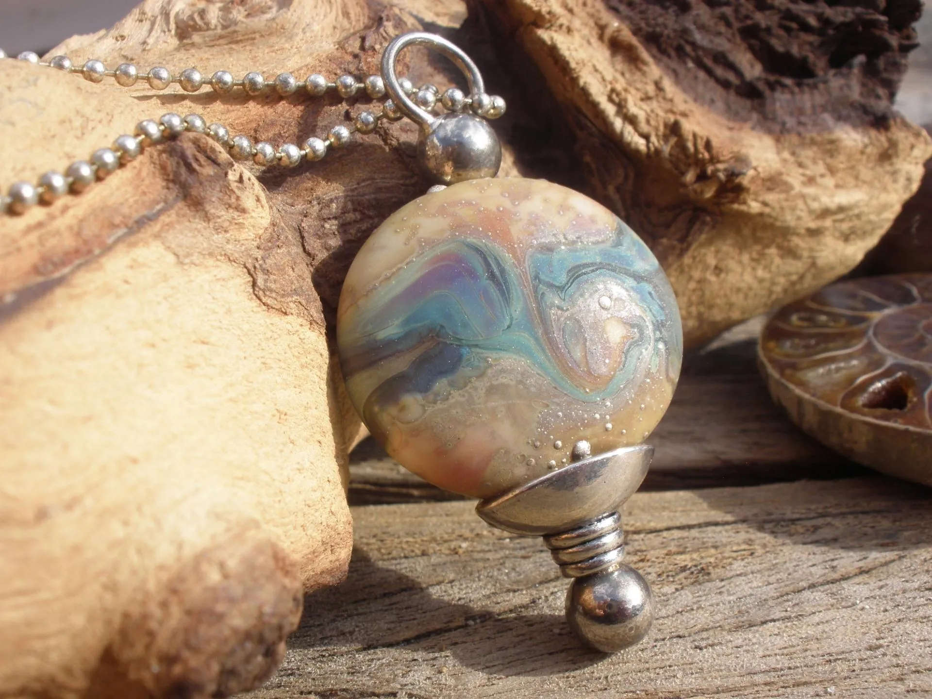 Hanger van glas met zilveraccenten